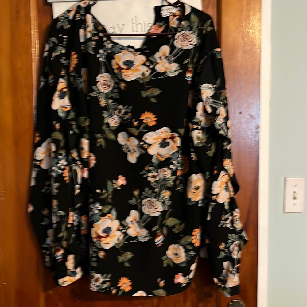 Ava /Viv top size 3x